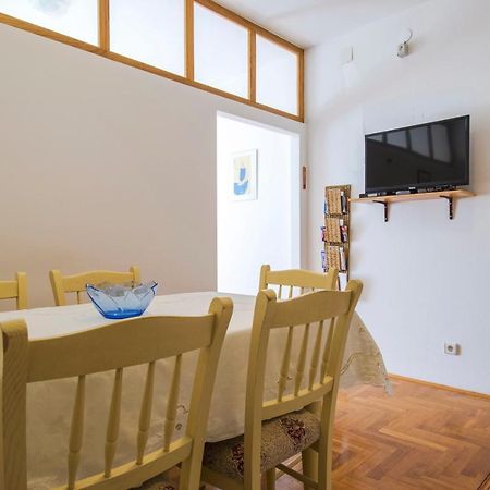 Apartment Sandra Pula Exterior photo