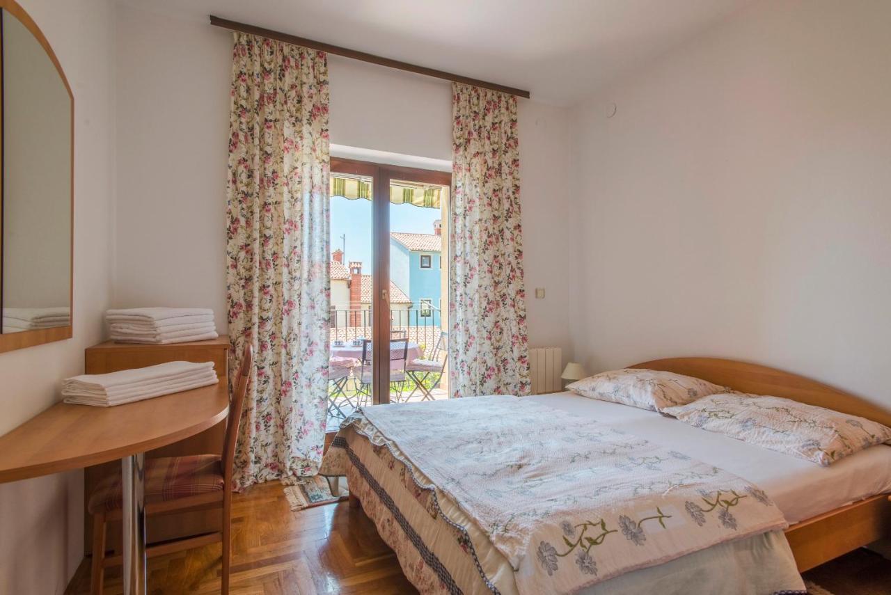 Apartment Sandra Pula Exterior photo
