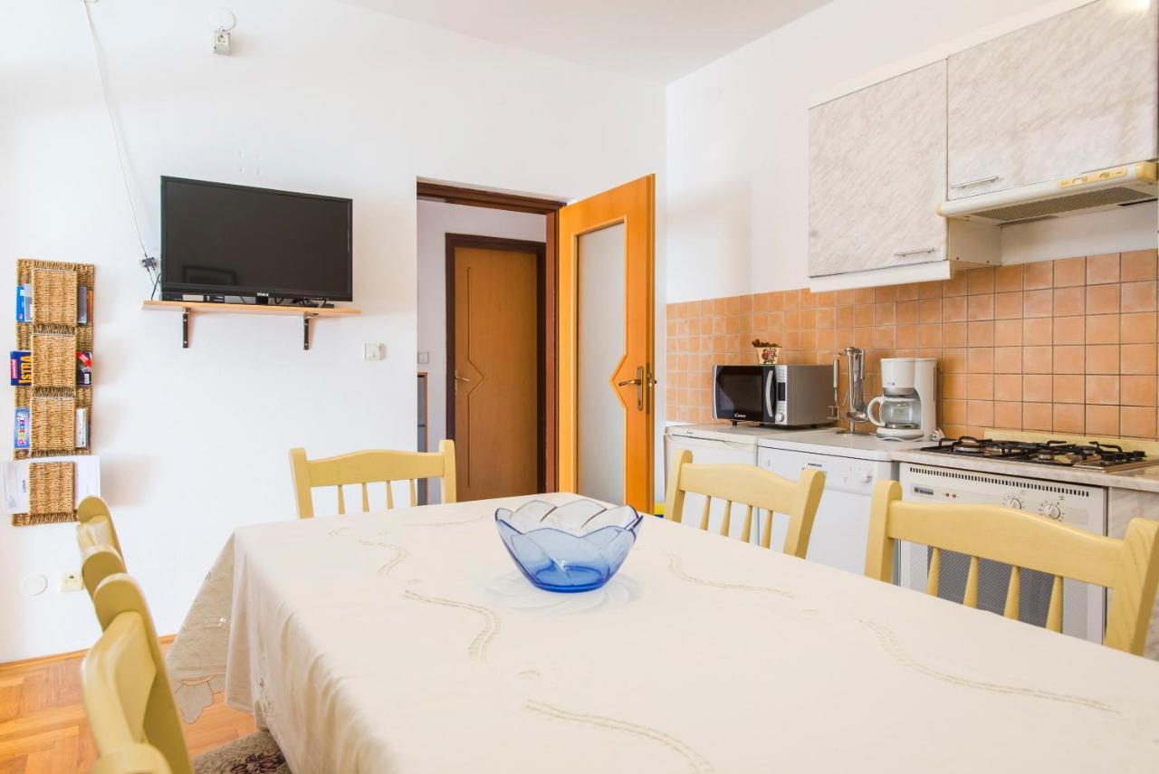 Apartment Sandra Pula Exterior photo