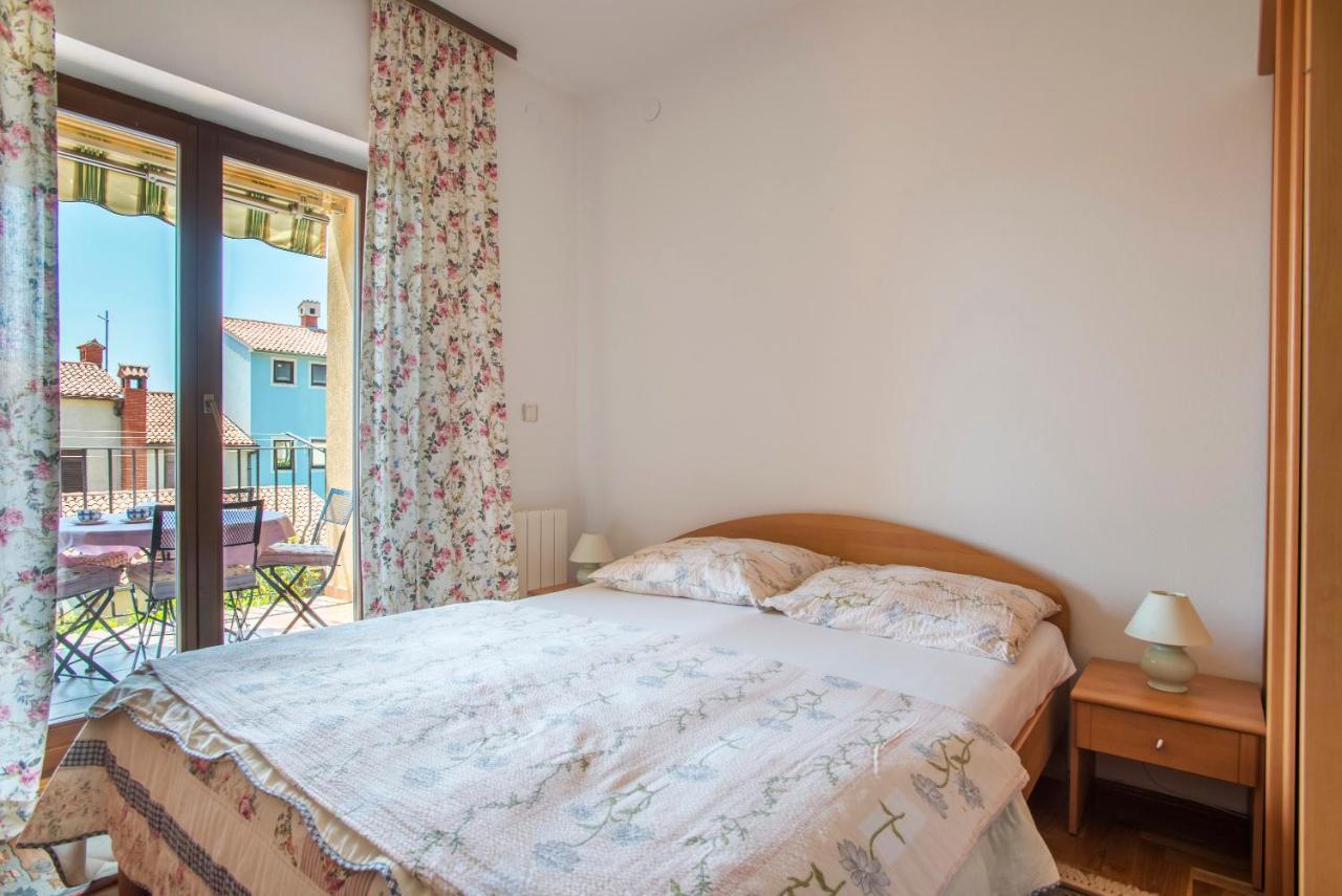 Apartment Sandra Pula Exterior photo